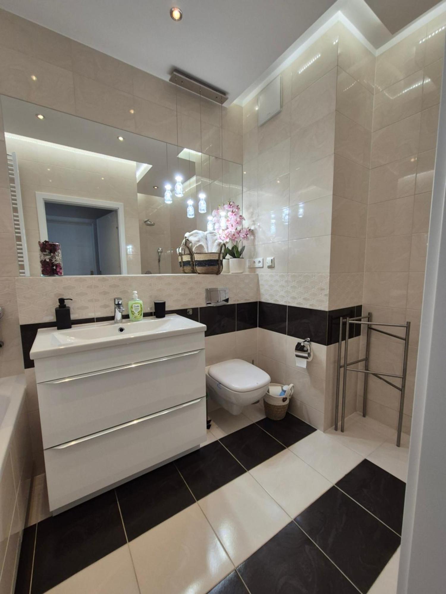 Big 21 Old Town Lux Apartment, Self Check-in 24h, Free Parking Poznań